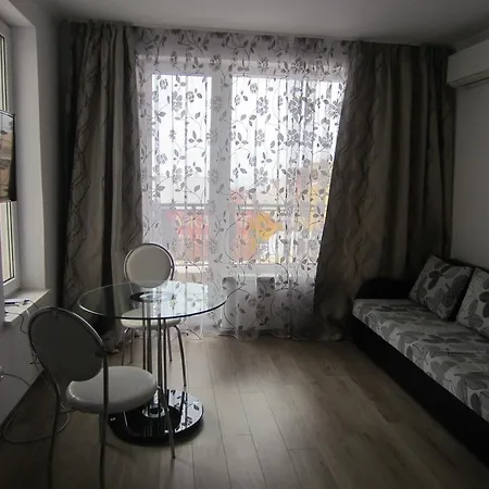 Antorini Apartament *